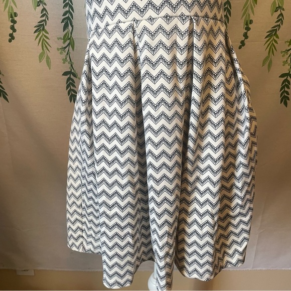 Size S Altar’d State Dress B2 - Picture 2 of 5